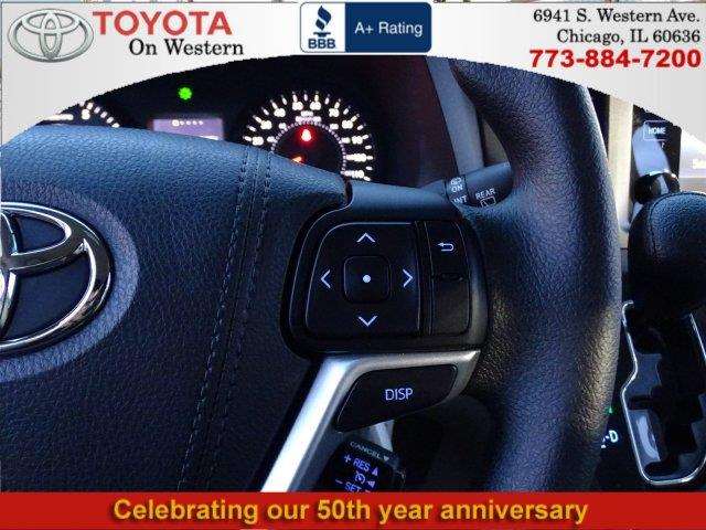 2017 Toyota Sienna LE